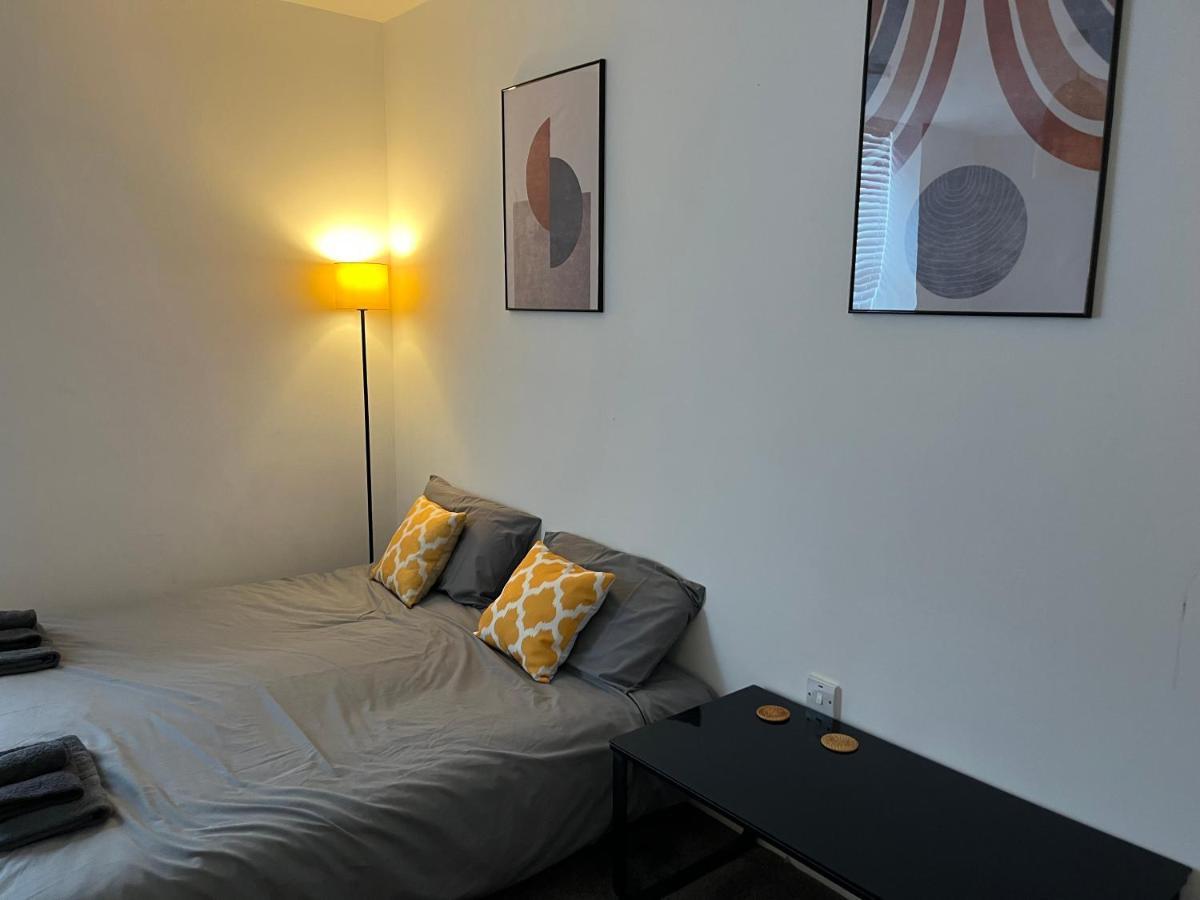 Spacious Ground Floor Suite Comfortably Sleeps Up To Eight Halifax Exteriör bild